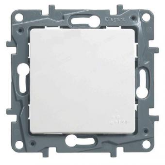 Выключатель одноклавишный влагозащищенный IP44 10АХ-250В Legrand Etika белый