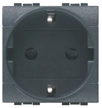 Розетка 2П + заземление 10A/16A, с боковым заземляющим контактом Shuko c защитными шторками