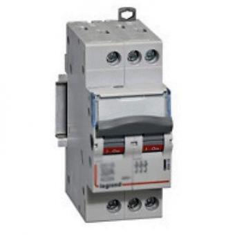 Модульный выключатель Legrand DX3 3П 32A