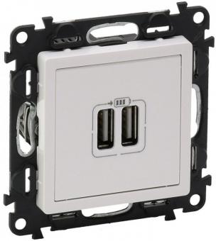 Зарядное устройство с двумя USB-разъемами 240В/5В 1500мА с накладкой Legrand Valena Life белый
