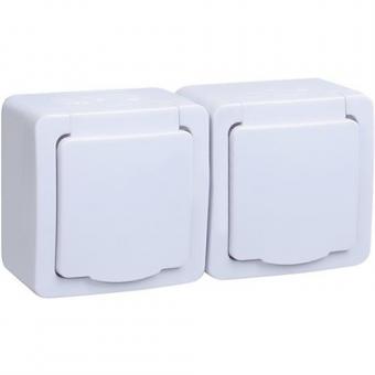 Розетка двухместная с заземлением для открытой установки IP54 IEK Гермес PLUS РСб22-3-ГПБб (белая крышка)