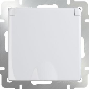 Розетка влагозащищенная IP44 с заземлением, защитной крышкой и шторками Werkel (белая)