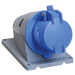 Розетка стационарная ССИ-113 16А-6ч/200-250В 2Р+РЕ IP44 MAGNUM ИЭК
