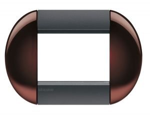 LivingLight Рамка овальная, 3 модуля, цвет Бордовый