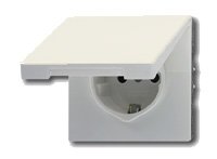 JUNG LS 990 БежРозетка с крышкой и шторками (LS520KLKI)